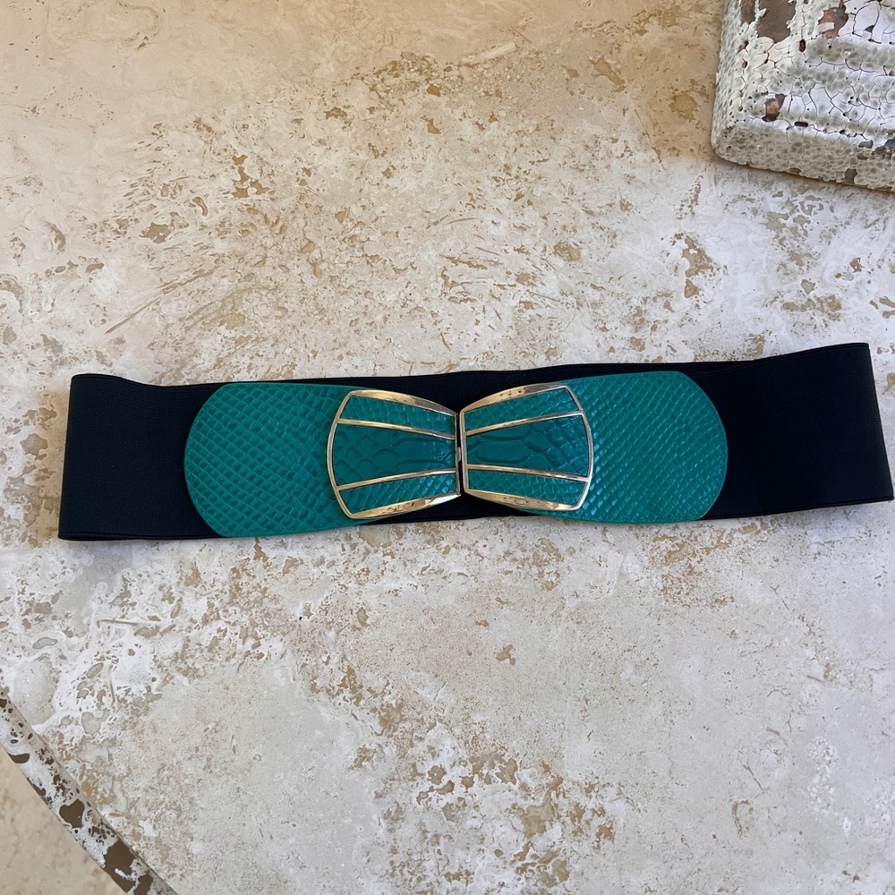 Vintage Elastic Waist Belt with Teal Faux-Snakeskin and Gold Buckle